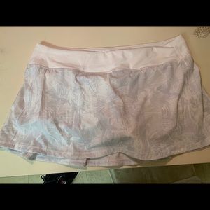 Brand new Lululemon Skirt